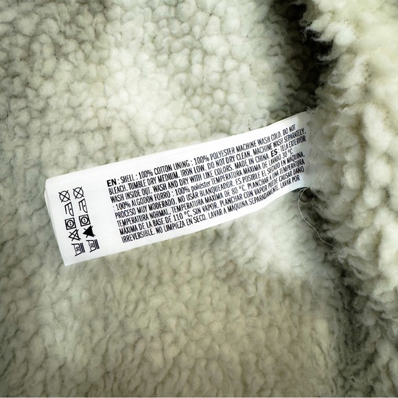 Forever 21 sherpa lined denim jacket ❤️ - Picture 6 of 6